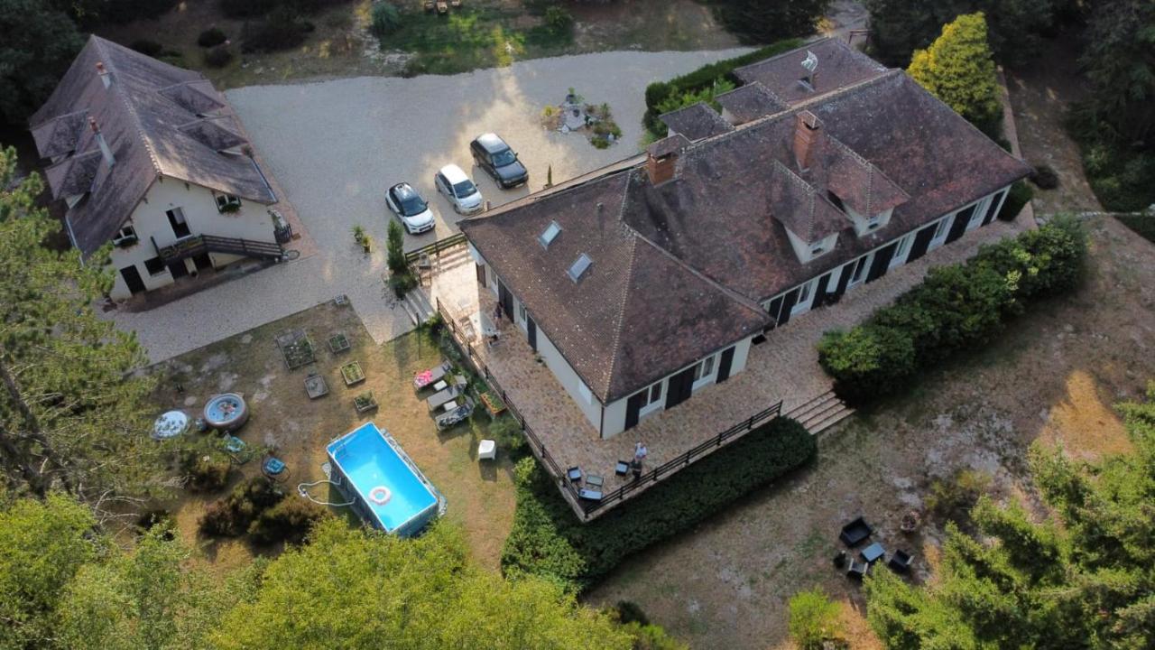 Bed and Breakfast Les Genebruyeres - L'Histoire D'Un Reve Aubigny-sur-Nère Zewnętrze zdjęcie